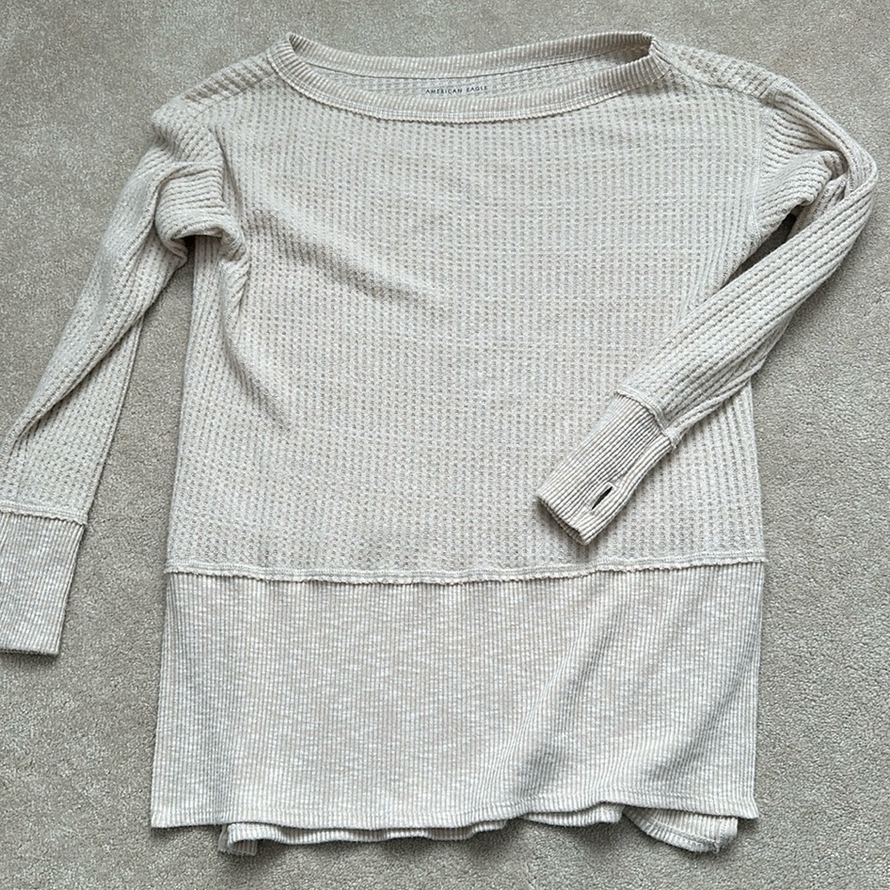 American Eagle waffle top